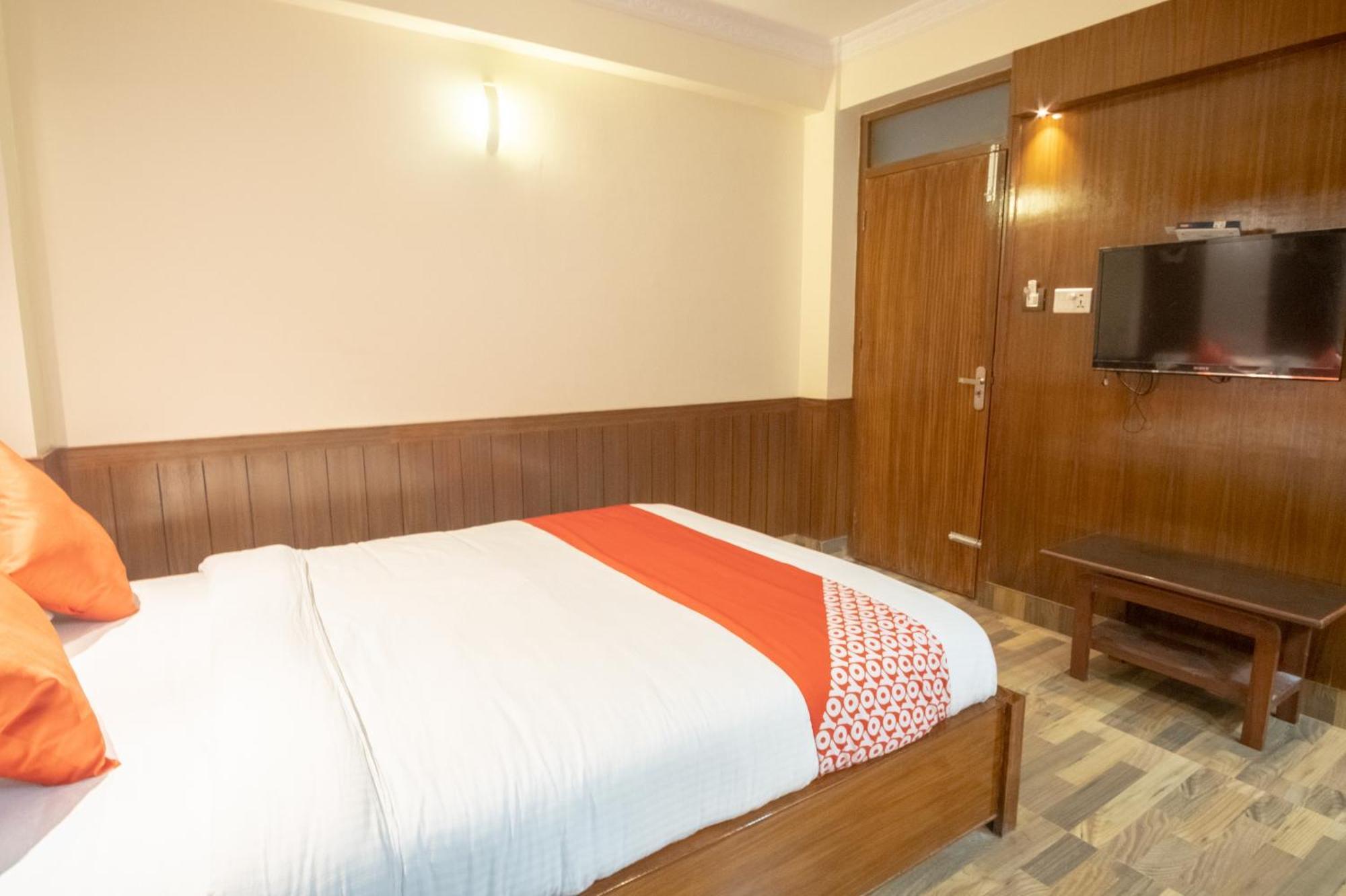 Oyo 304 Hotel Manama Balaju Εξωτερικό φωτογραφία