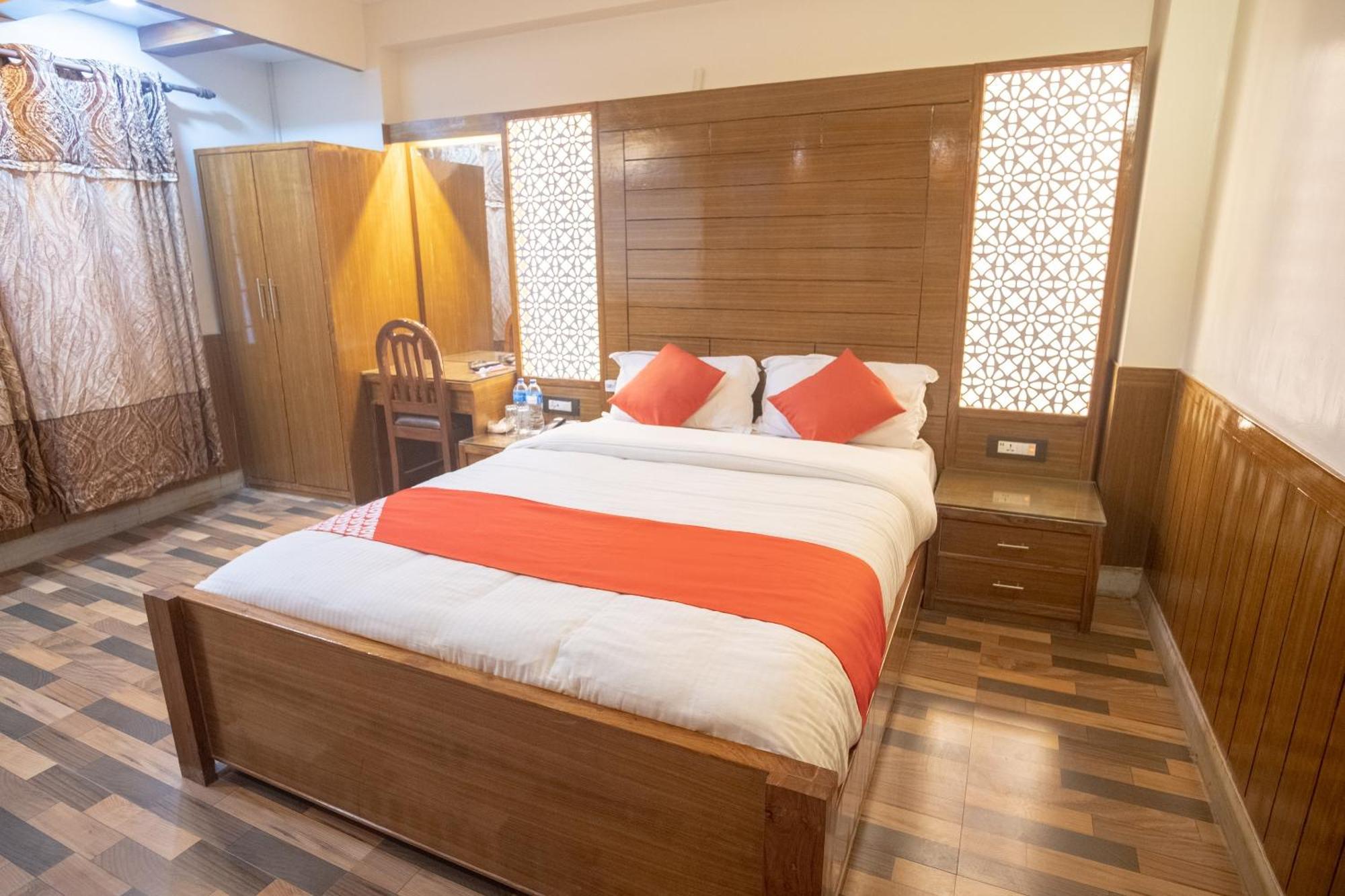 Oyo 304 Hotel Manama Balaju Εξωτερικό φωτογραφία