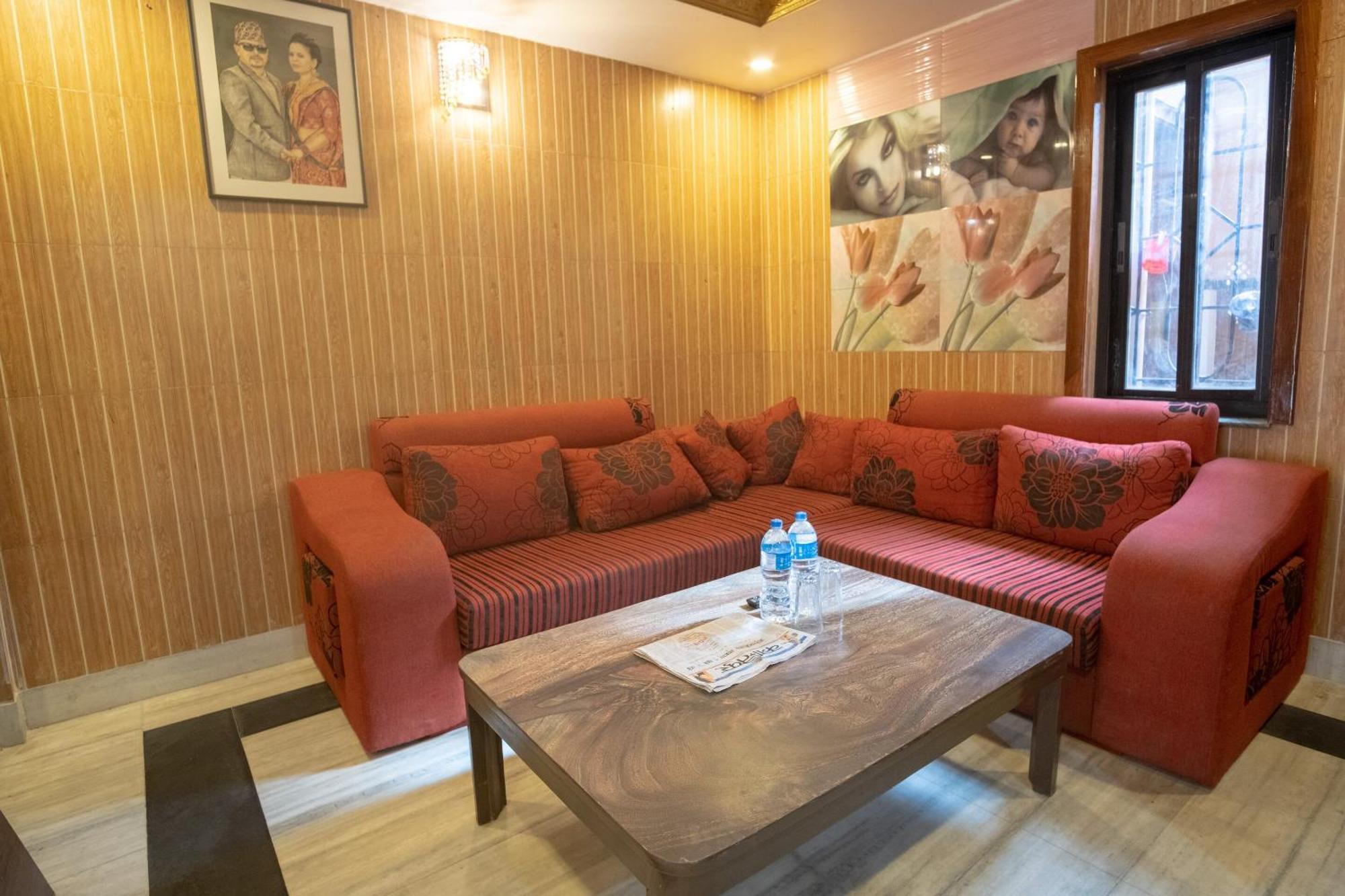 Oyo 304 Hotel Manama Balaju Εξωτερικό φωτογραφία