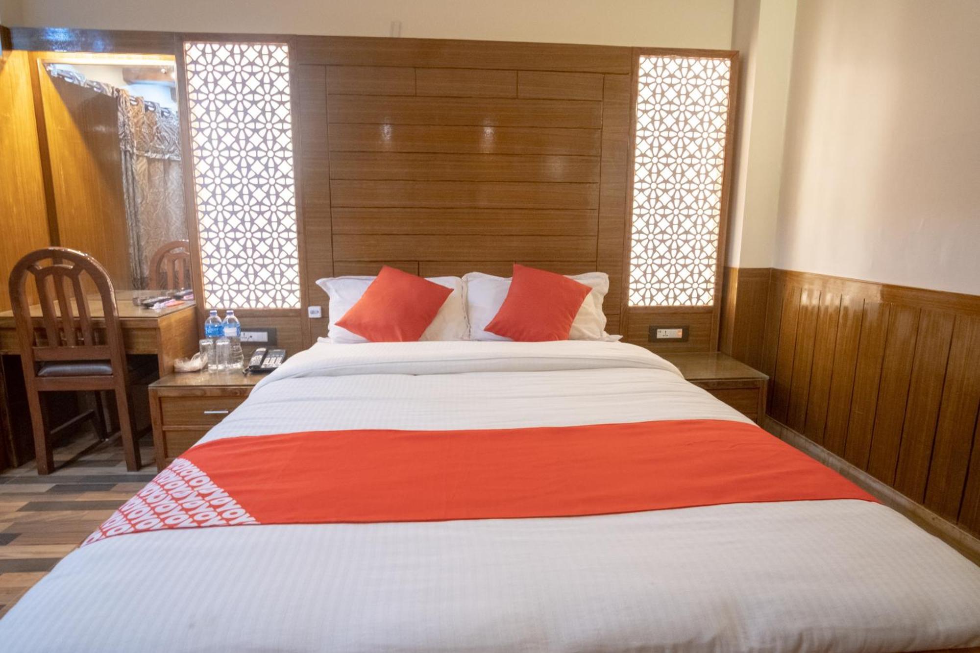 Oyo 304 Hotel Manama Balaju Εξωτερικό φωτογραφία